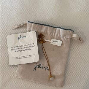NWT Julie Vos Gold Moonstone Pendant